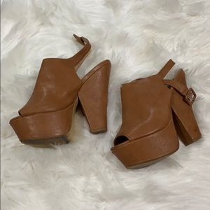 Steve Madden Platform Sandal wedge